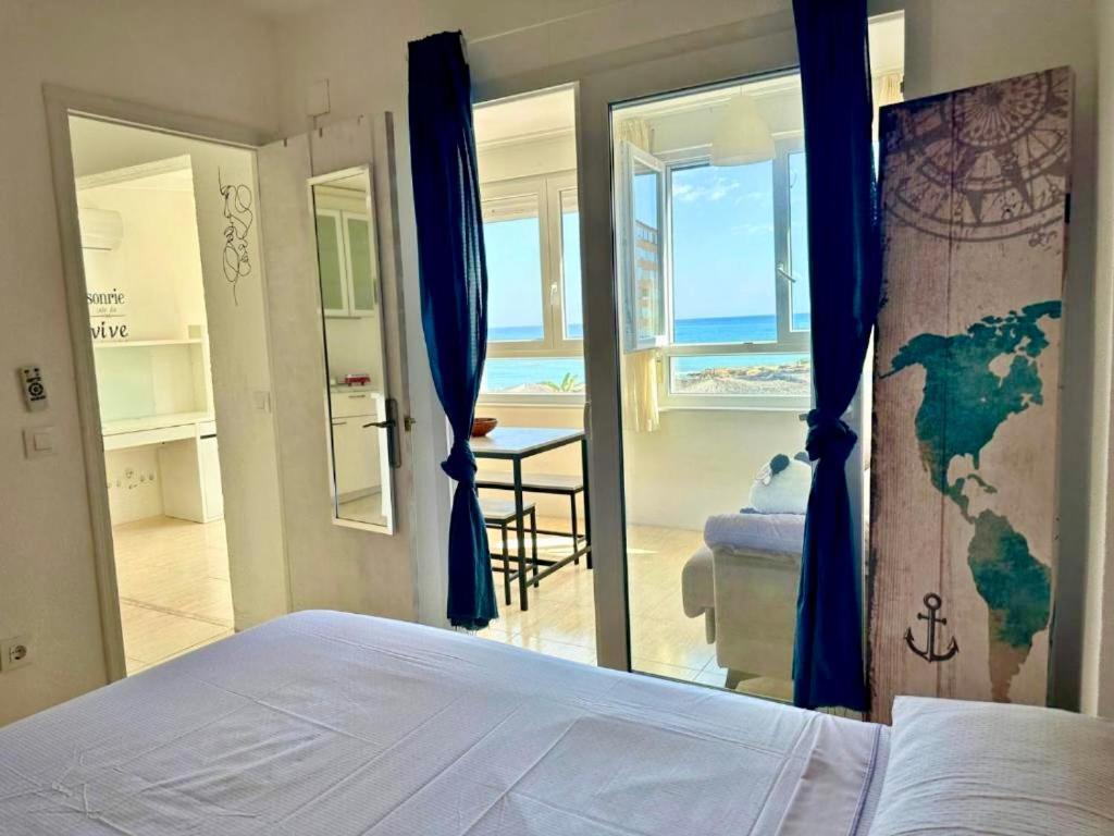 Apartamento Con Vistas Al Mar En Cabo Cervera 托雷维耶哈 外观 照片